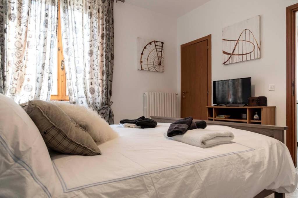 Apartament Casa Letizia Ponsacco Zewnętrze zdjęcie